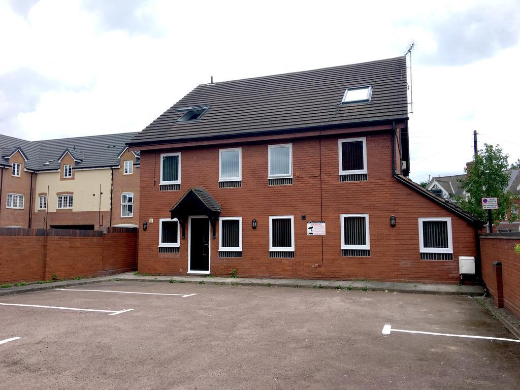 Phoenix House Apartments Walsall Exterior photo